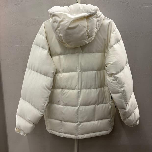 Nike ACG logo padding L 5
