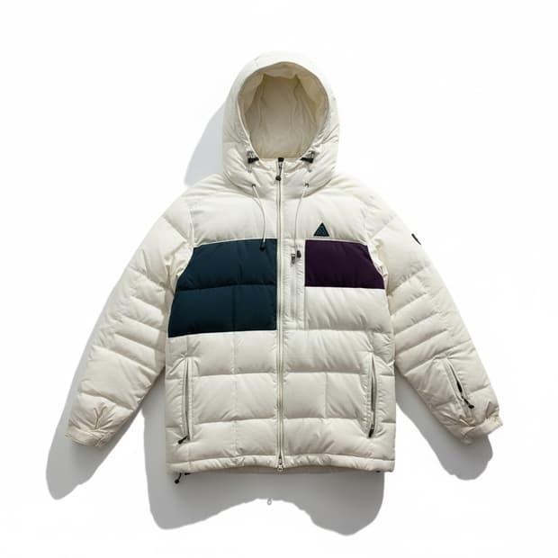 Nike ACG logo padding L 2
