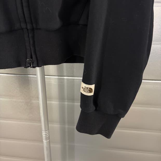 The North Face crop hood zipup 90 5