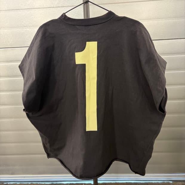 YEEZY one box t-shirt 2 5