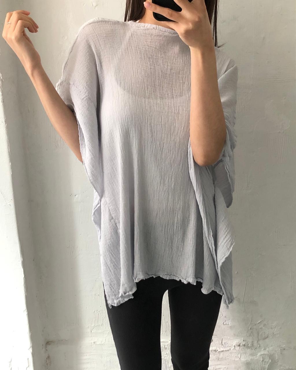 Issey Miyake me 이세이미야케 연하늘 보트넥 플리츠 옆단추 티셔츠 2