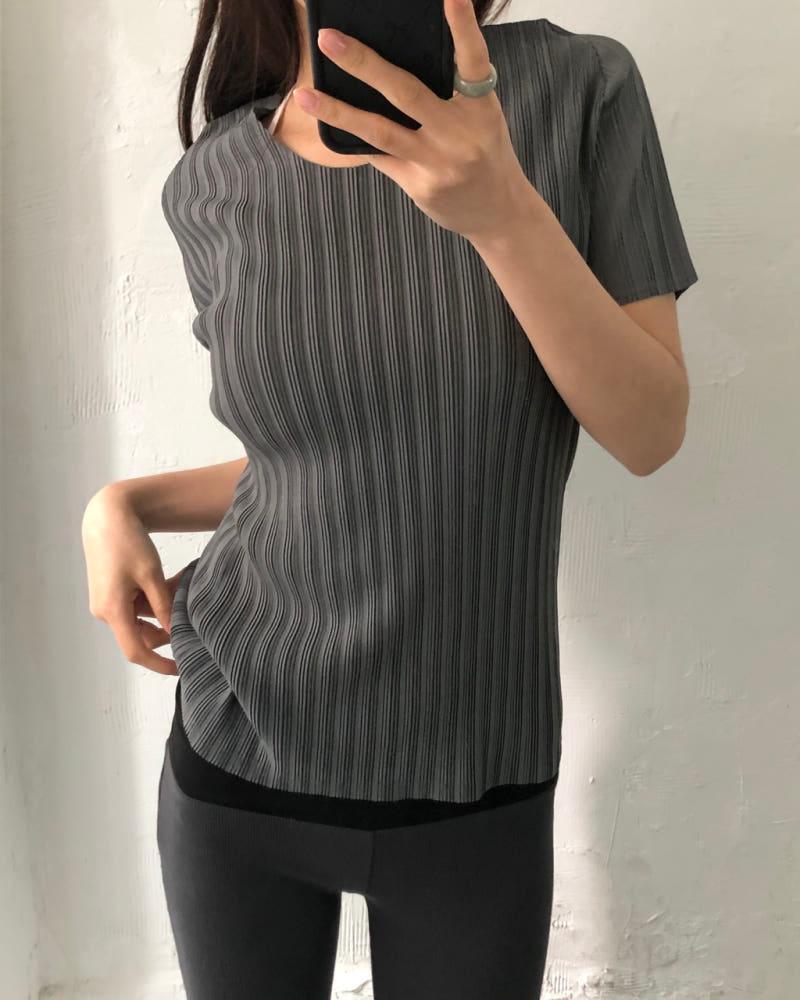 Pleats Please 플리츠플리즈 그레이 플리츠 티셔츠 3