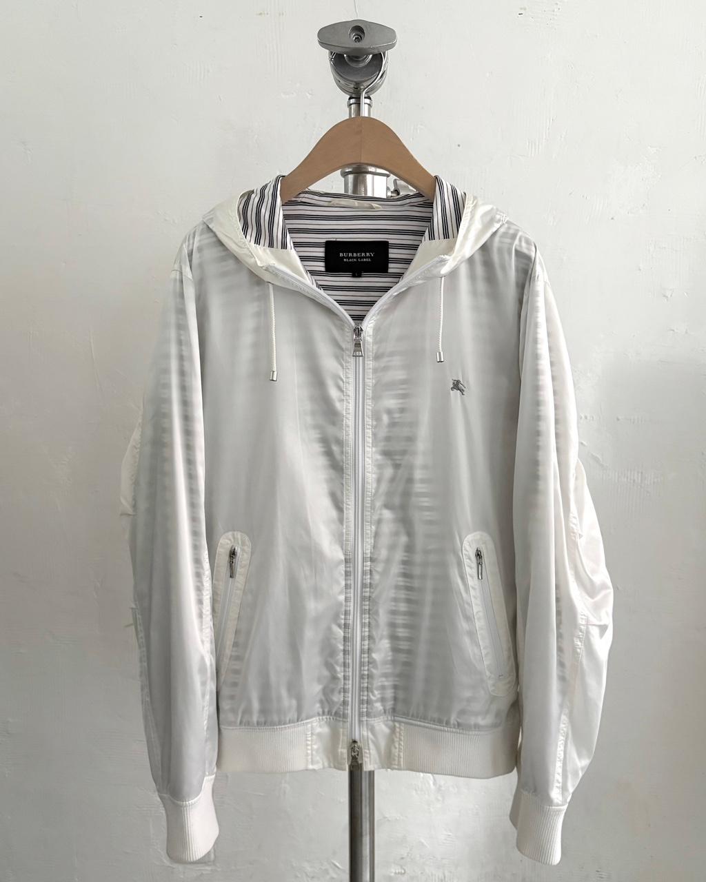 Burberry 버버리 블랙라벨 스트라이프 투웨이 바람막이 2