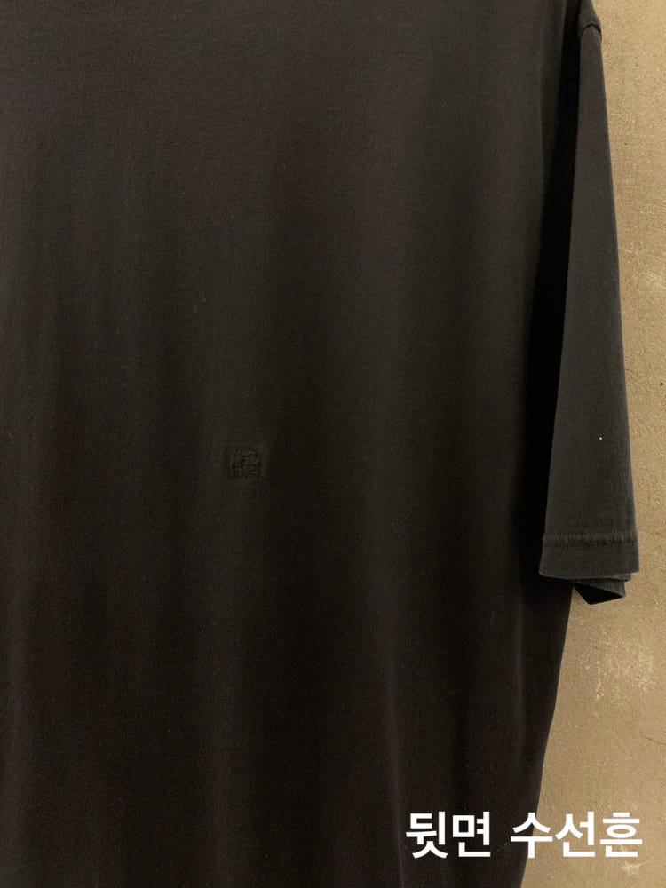 Burberry 버버리 20SS 신형 컨트라스트로고 그래픽 코튼 티셔츠 9