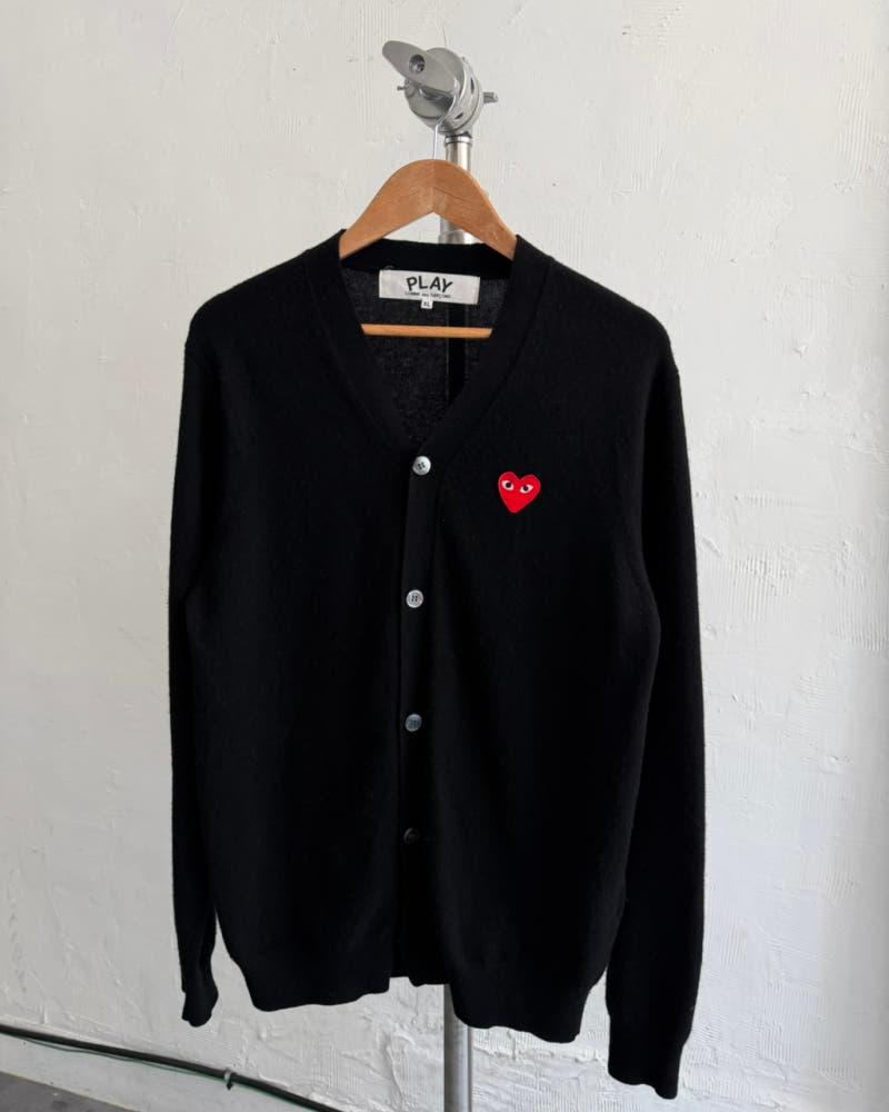 COMMEdesGARCONS 꼼데가르송 레드와펜 블랙컬러 브이넥 가디건 6