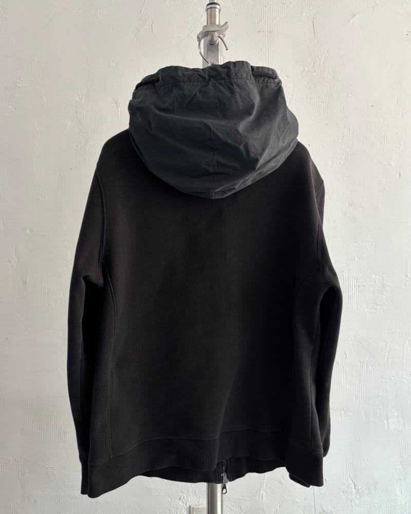 C.P. Company 씨피컴퍼니 블랙 컬러 렌즈 와펜 후드 집업 8