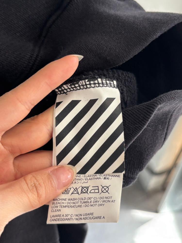 Off White 오프화이트 Kiss 그래픽 백로고 후드 스웻셔츠 8