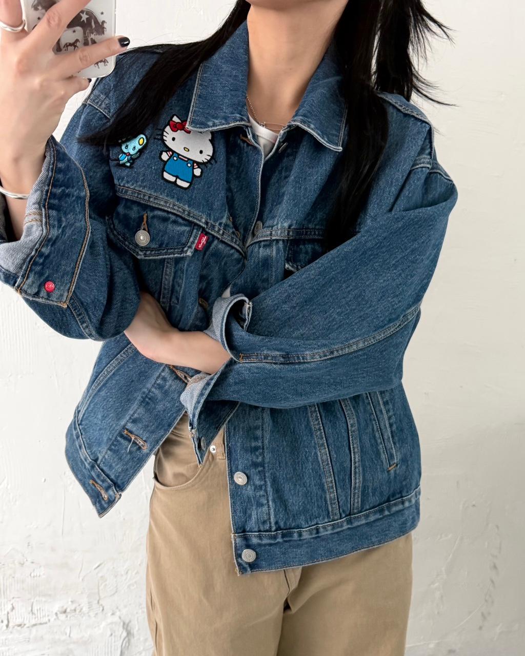 Levi’s 리바이스 x 헬로키티 콜라보 데님 트러커 자켓 2