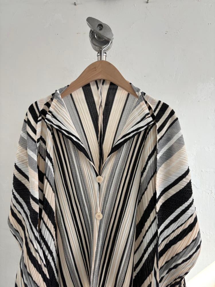 Pleats Please 플리츠플리즈 베이지 블랙 스트라이프 플리츠 자켓 7