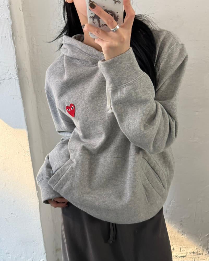 COMMEdesGARCONS 꼼데가르송 레드와펜 그레이컬러 후드티 9