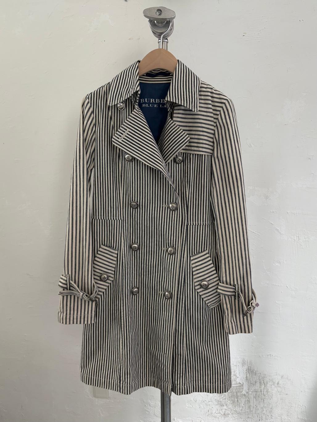 Burberry 버버리 블루라벨 스트라이프 더블 코트 2