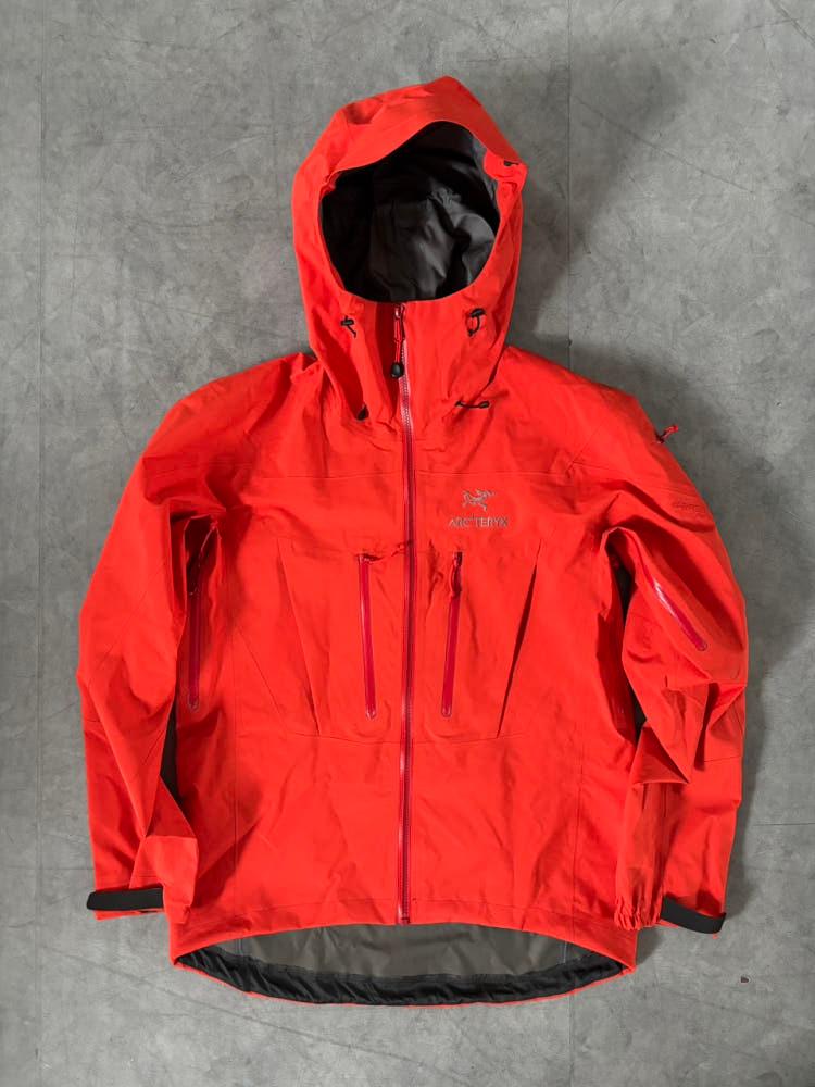 Arcteryx 아크테릭스 레드오렌지 알파 SV 고어텍스 자켓 5