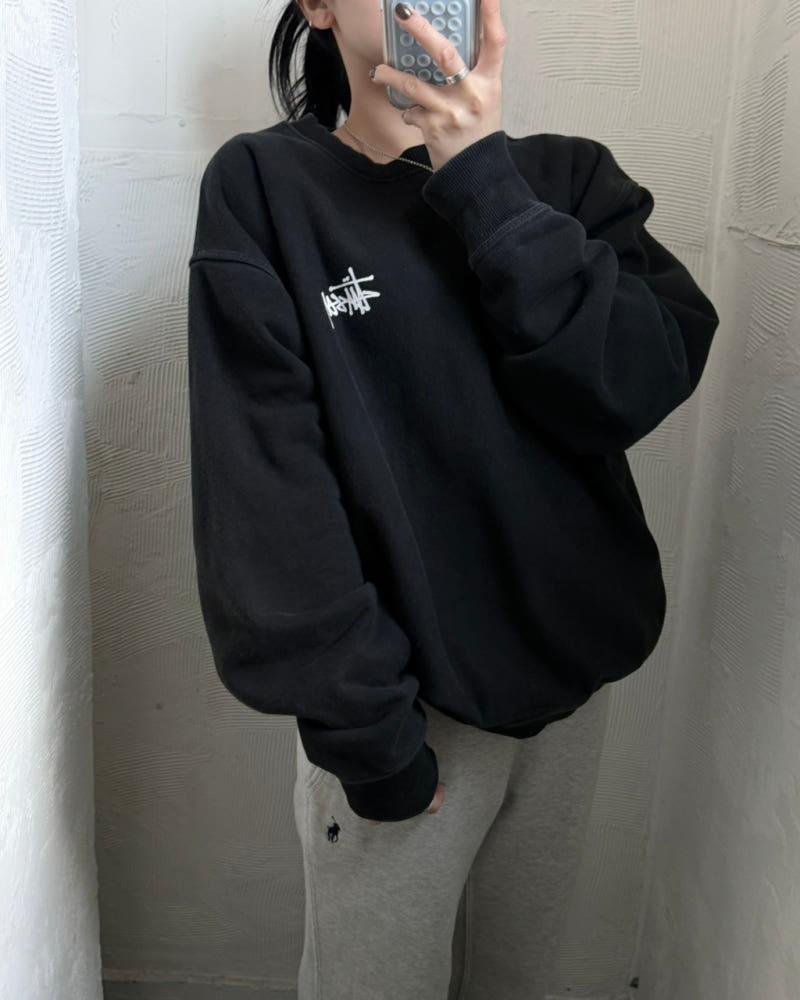 Stussy 스투시 블랙컬러 빅스탁로고 맨투맨 11