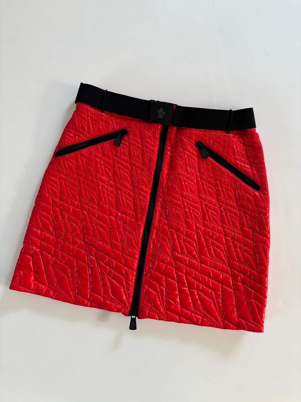 Moncler 몽클레르 레드 퀄팅 미니 스커트 2
