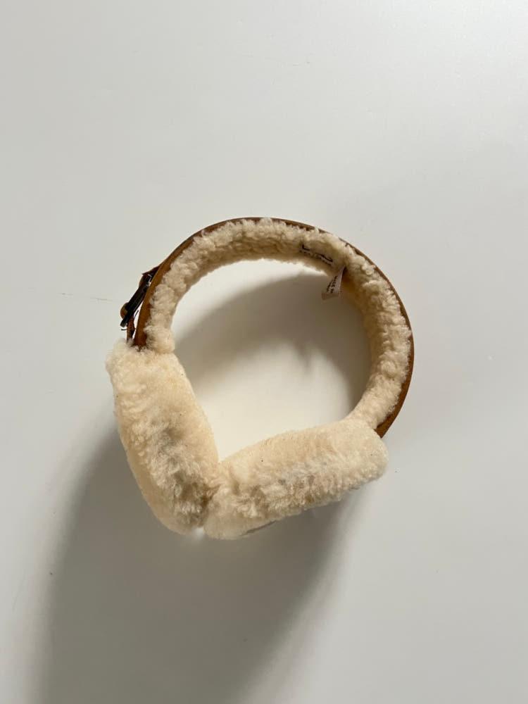 UGG 어그 베이지 이어머프 5