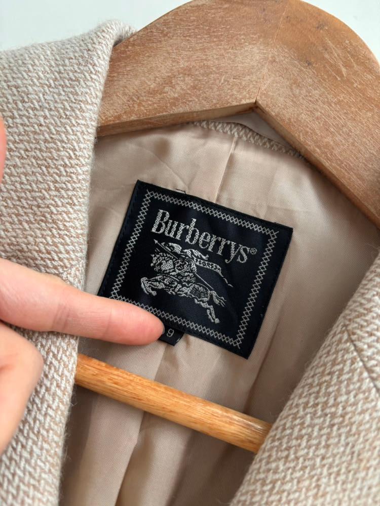 Burberry 버버리 연베이지 자수로고 블레이저 7