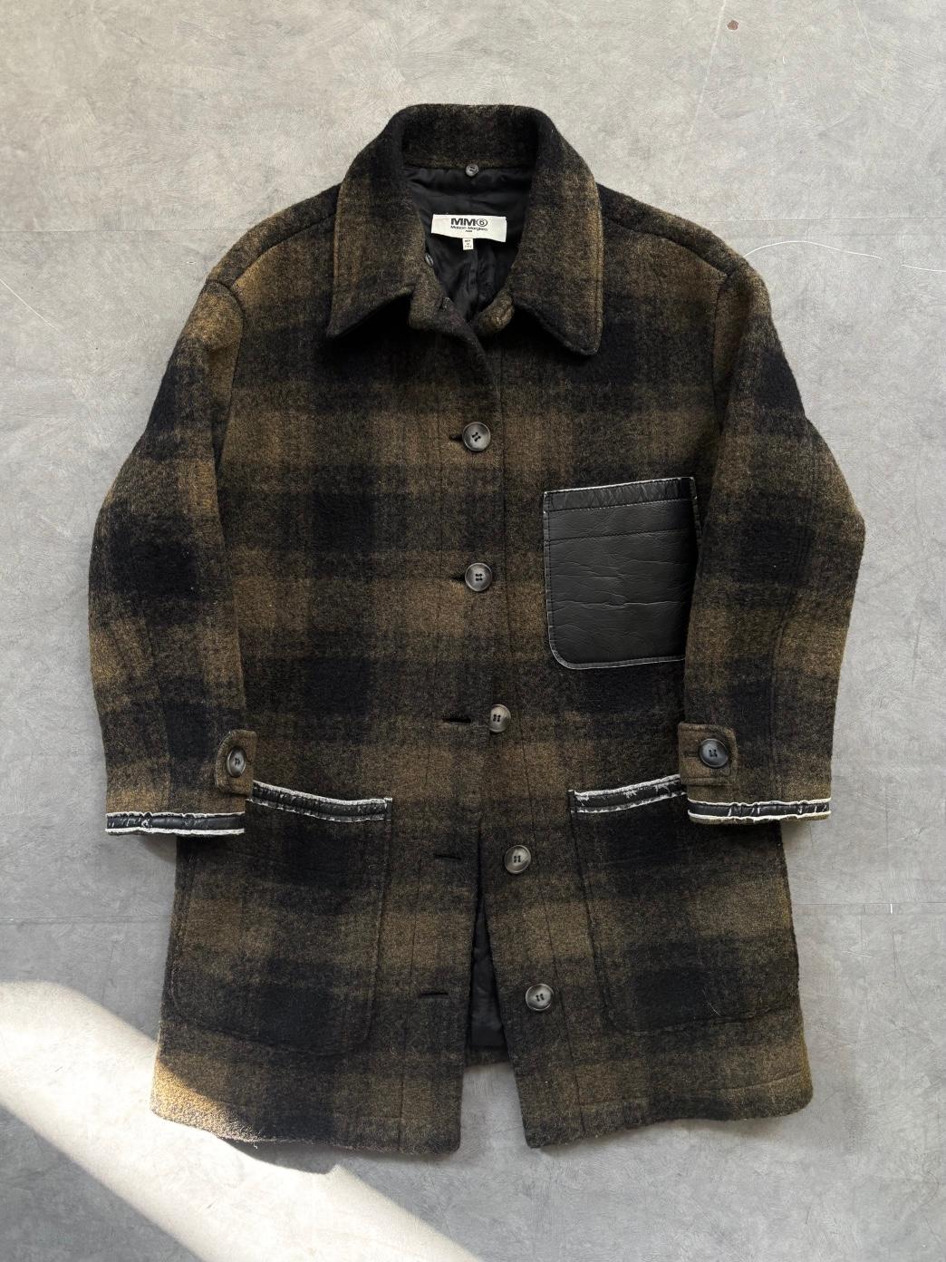 Maison Margiela 메종마르지엘라 카키 체크 레더 포켓 싱글 미디 코트 2