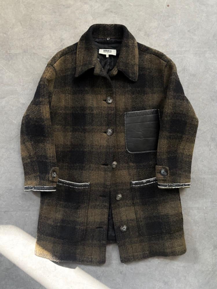 Maison Margiela 메종마르지엘라 카키 체크 레더 포켓 싱글 미디 코트 3