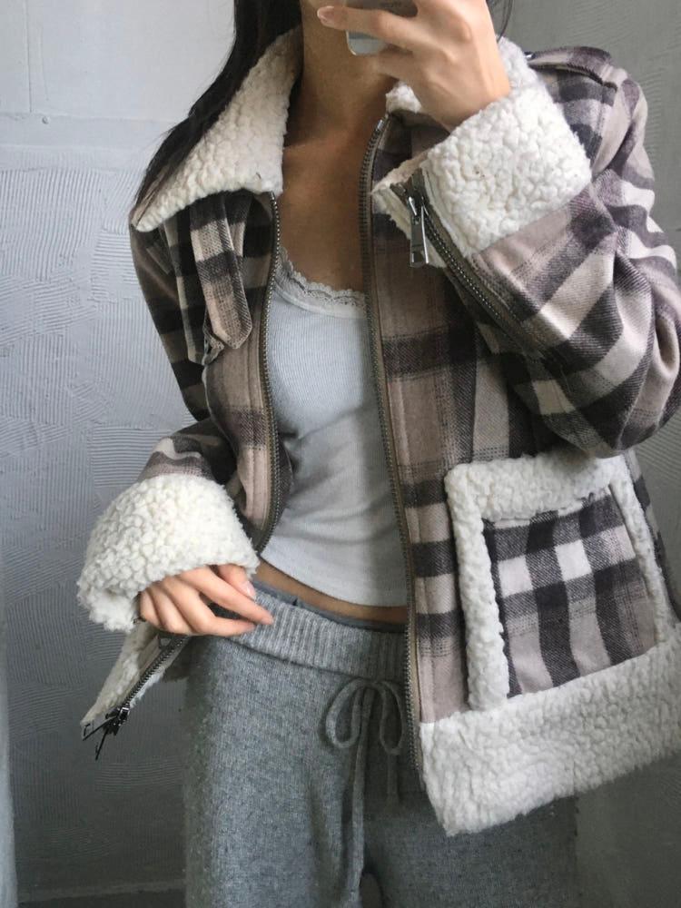 Burberry 버버리 브릿 체크 시어링 양모 무스탕 3