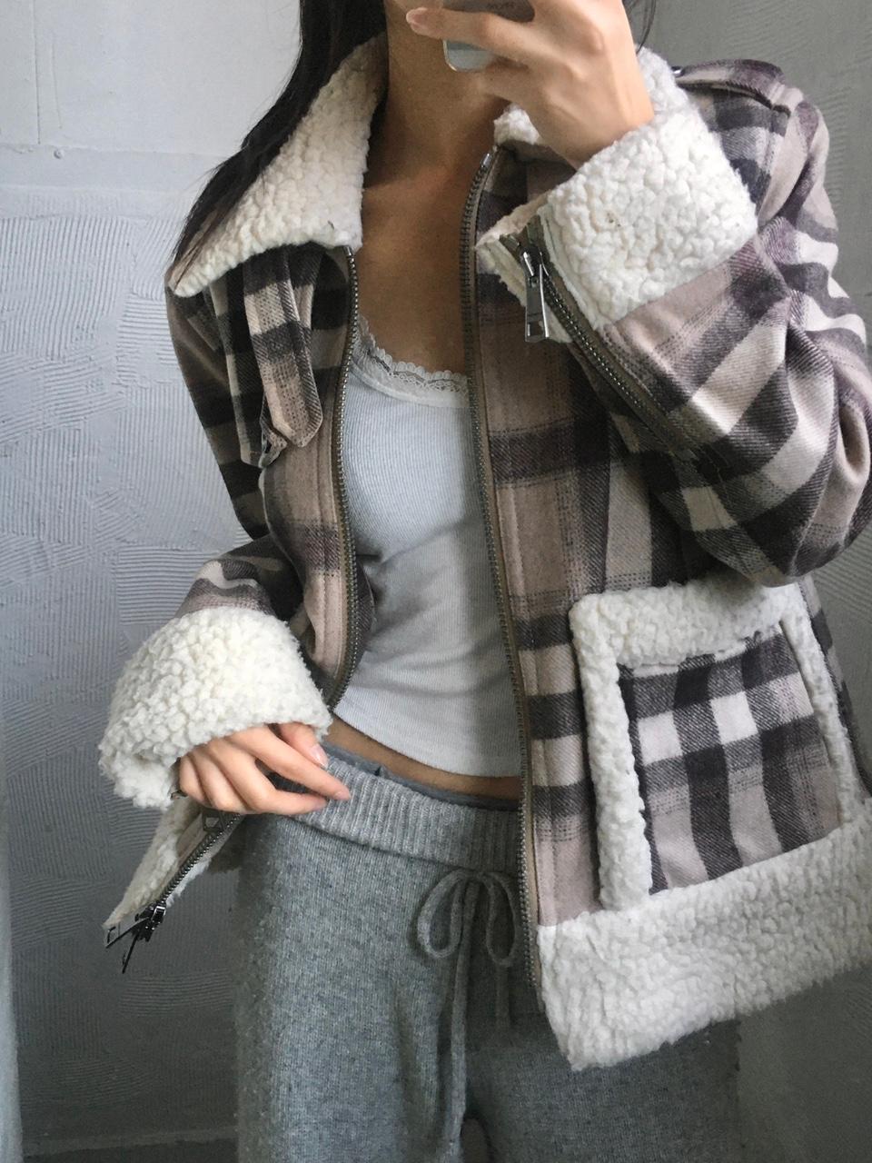 Burberry 버버리 브릿 체크 시어링 양모 무스탕 2
