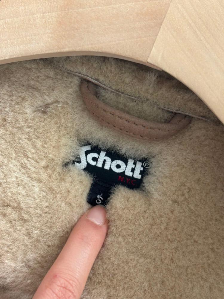 Schott NYC 쇼트 스웨이드 퍼 무스탕 11