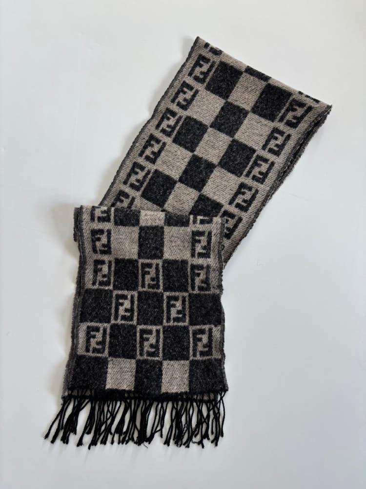 Fendi 펜디 90‘s FF 모노그램 체커보드 머플러 5