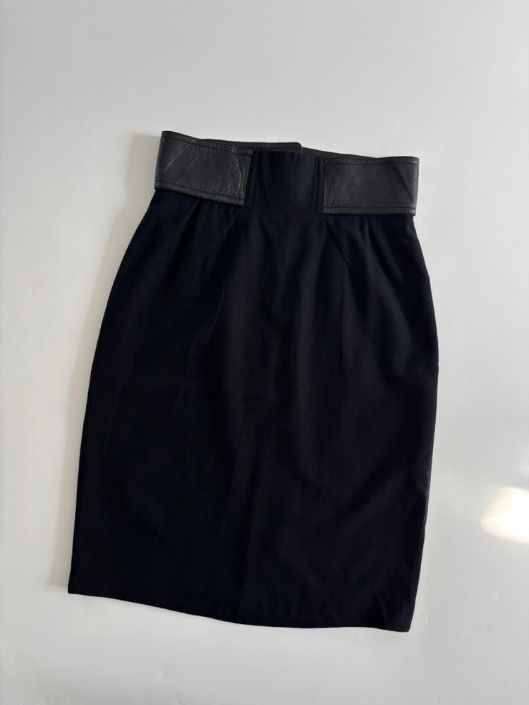 Gucci 구찌 블랙 가죽 미니 스커트 7