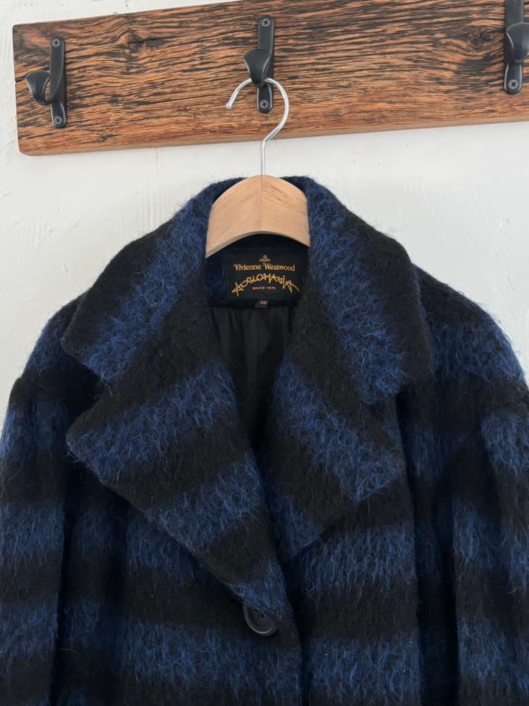 Vivienne Westwood 비비안 웨스트우드 스트라이프 모헤어 블렌드 오버 핏 코트 6