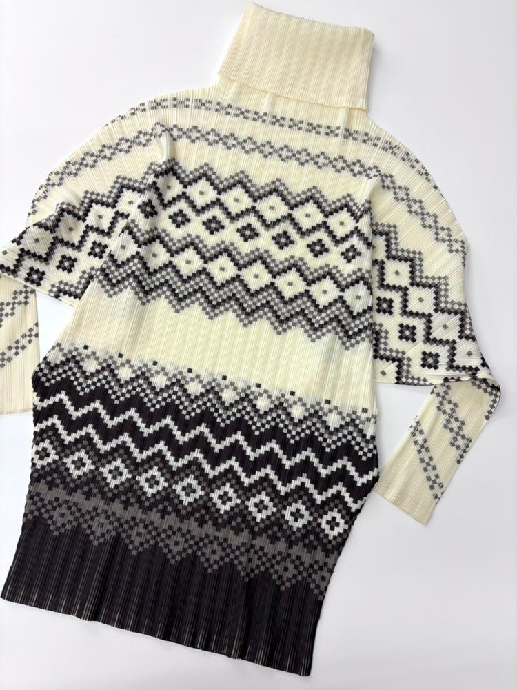 Pleats Please 플리츠플리즈 터틀넥 도트 패턴 블라우스 6