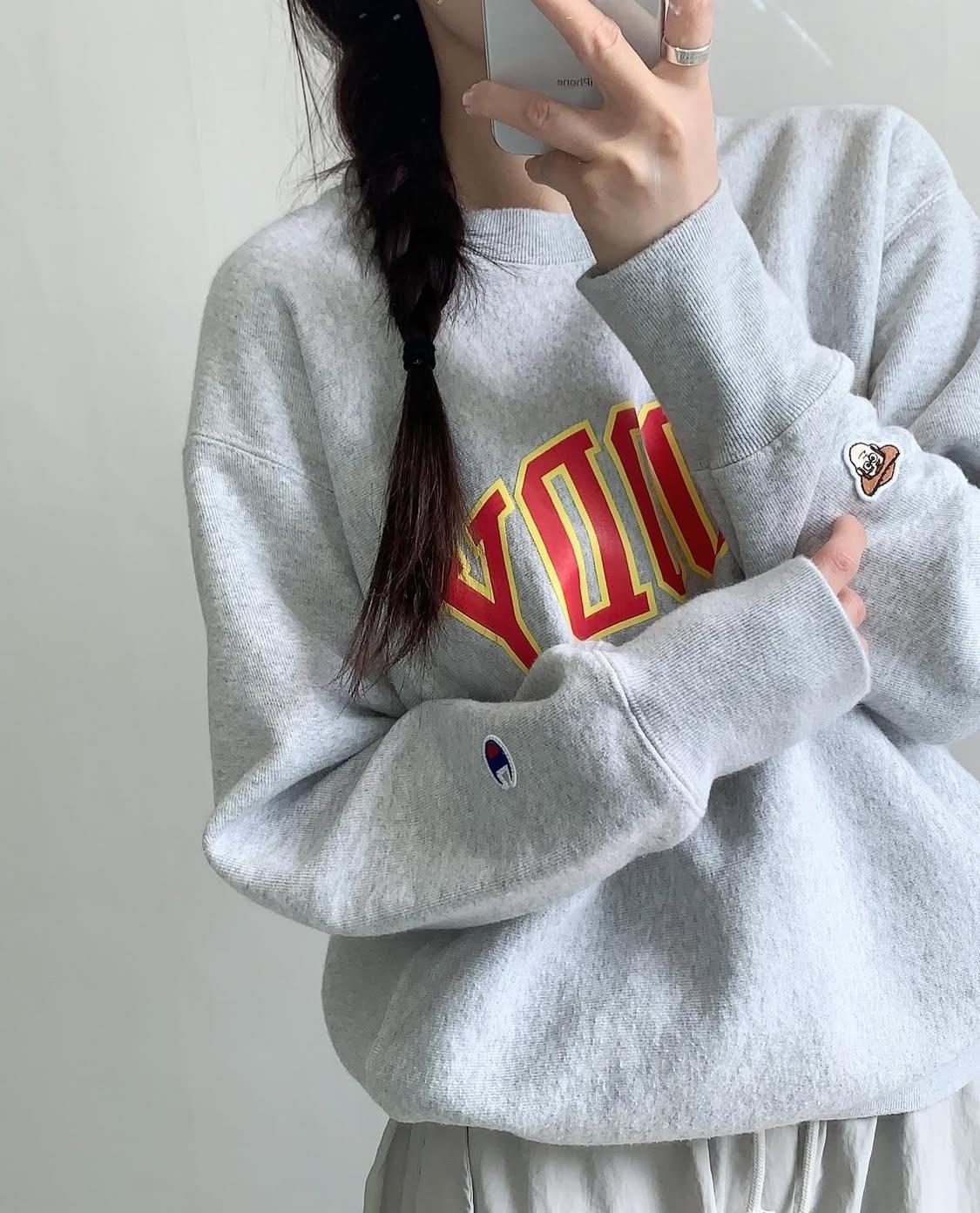 Champion x  Disney 챔피온 디즈니 우디 리버스위브 맨투맨 2