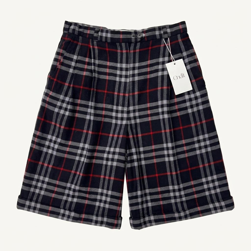 Burberry 버버리 네이비 노바체크 울 하프팬츠 1