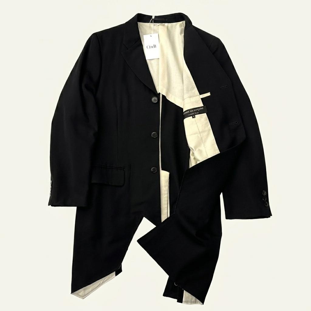 (중고)Comme des garcons  2015 꼼데가르송 컷아웃 블랙 블레이저 1