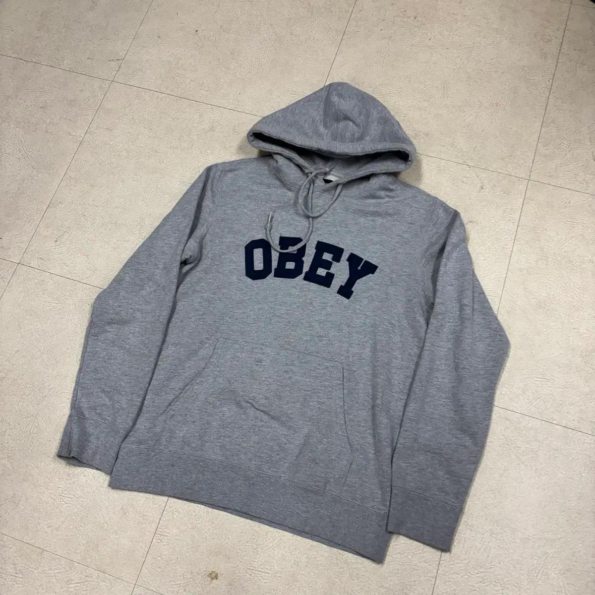 오베이 빅스펠아웃 그레이 후드티 2
