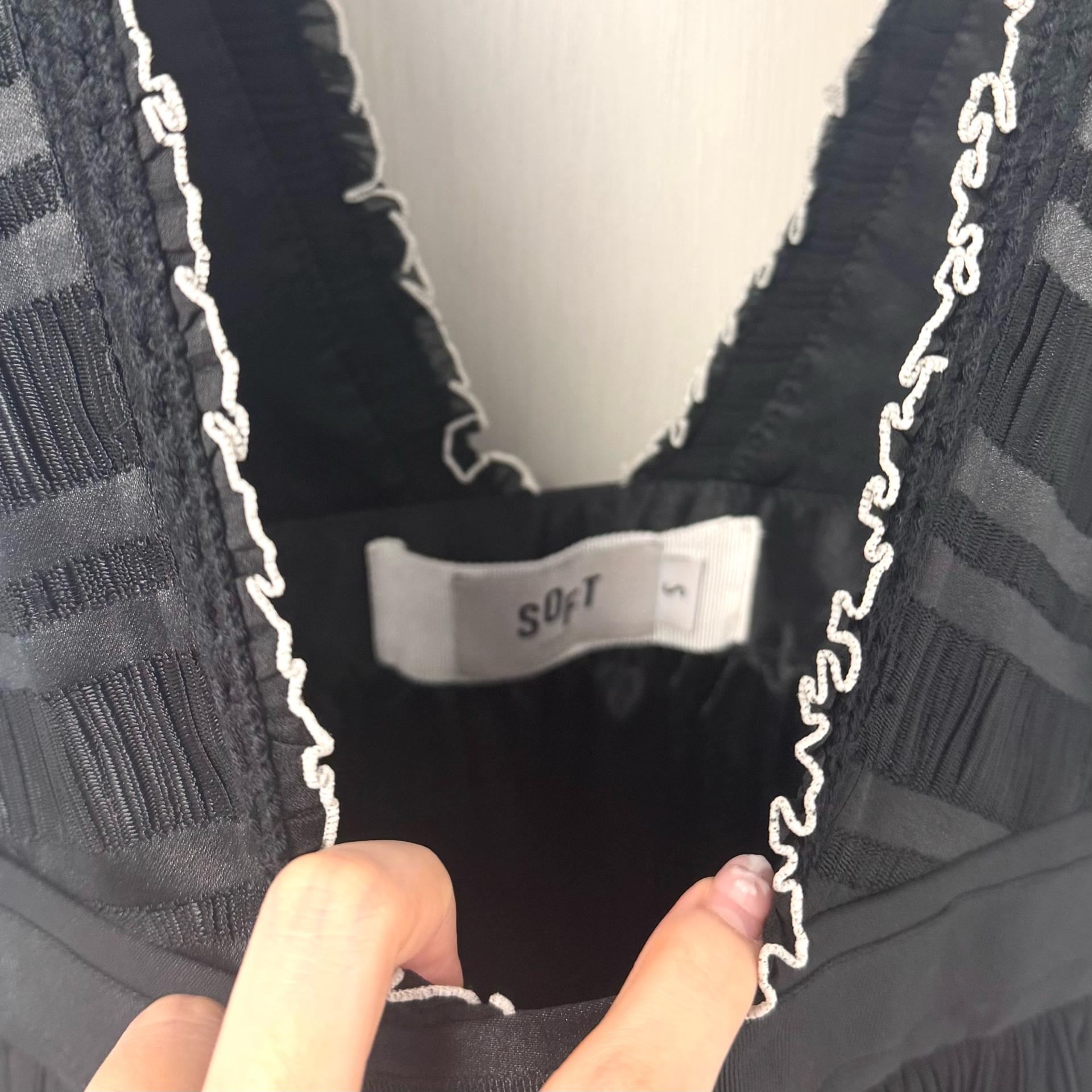 SOFT 플리츠 티어드 미니 원피스 블랙 3