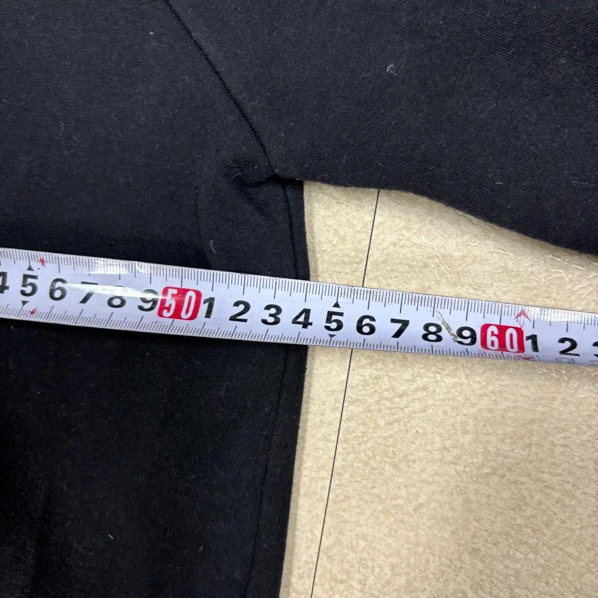 르꼬끄 사이드라인 반집업 맨투맨 6