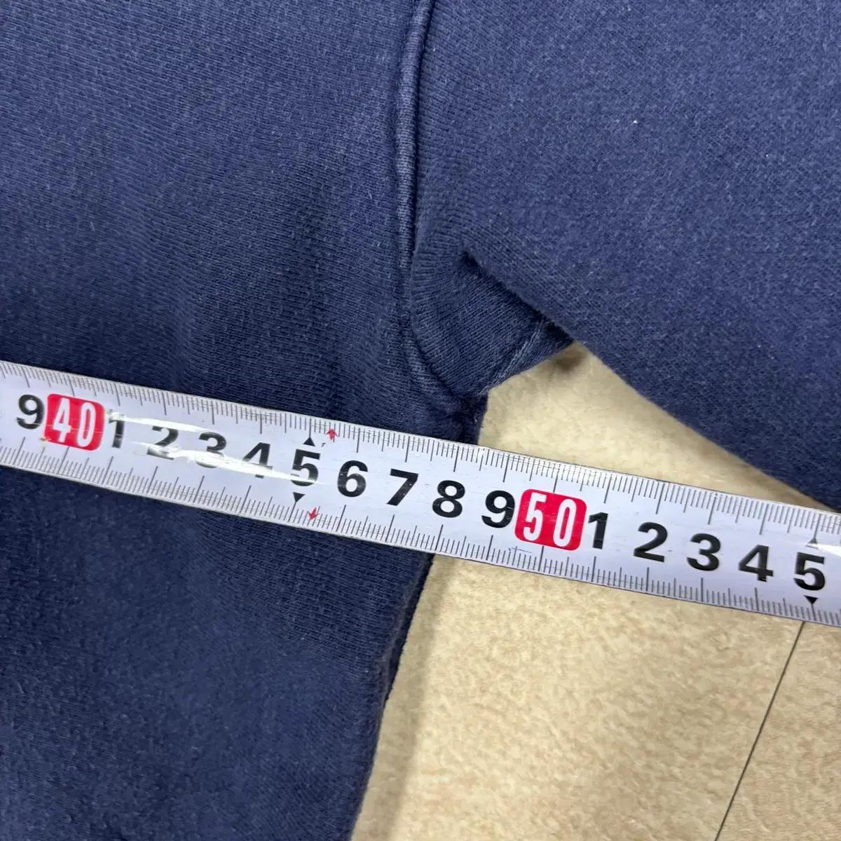 아웃스탠딩 네이비 크루 로고 후드티 6