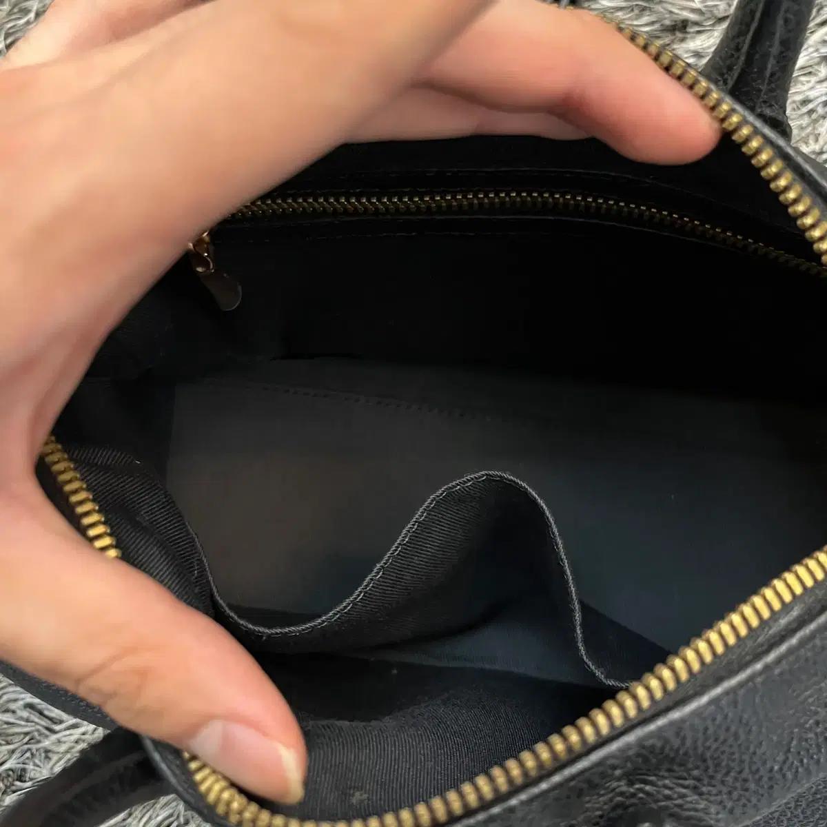 쿠론 숄더백 5