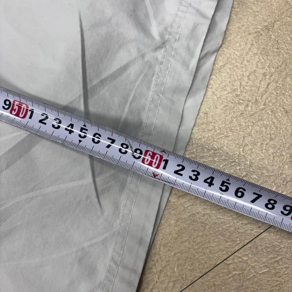 나이키 오버사이즈드 시멘트 컬러 하프 팬츠 7