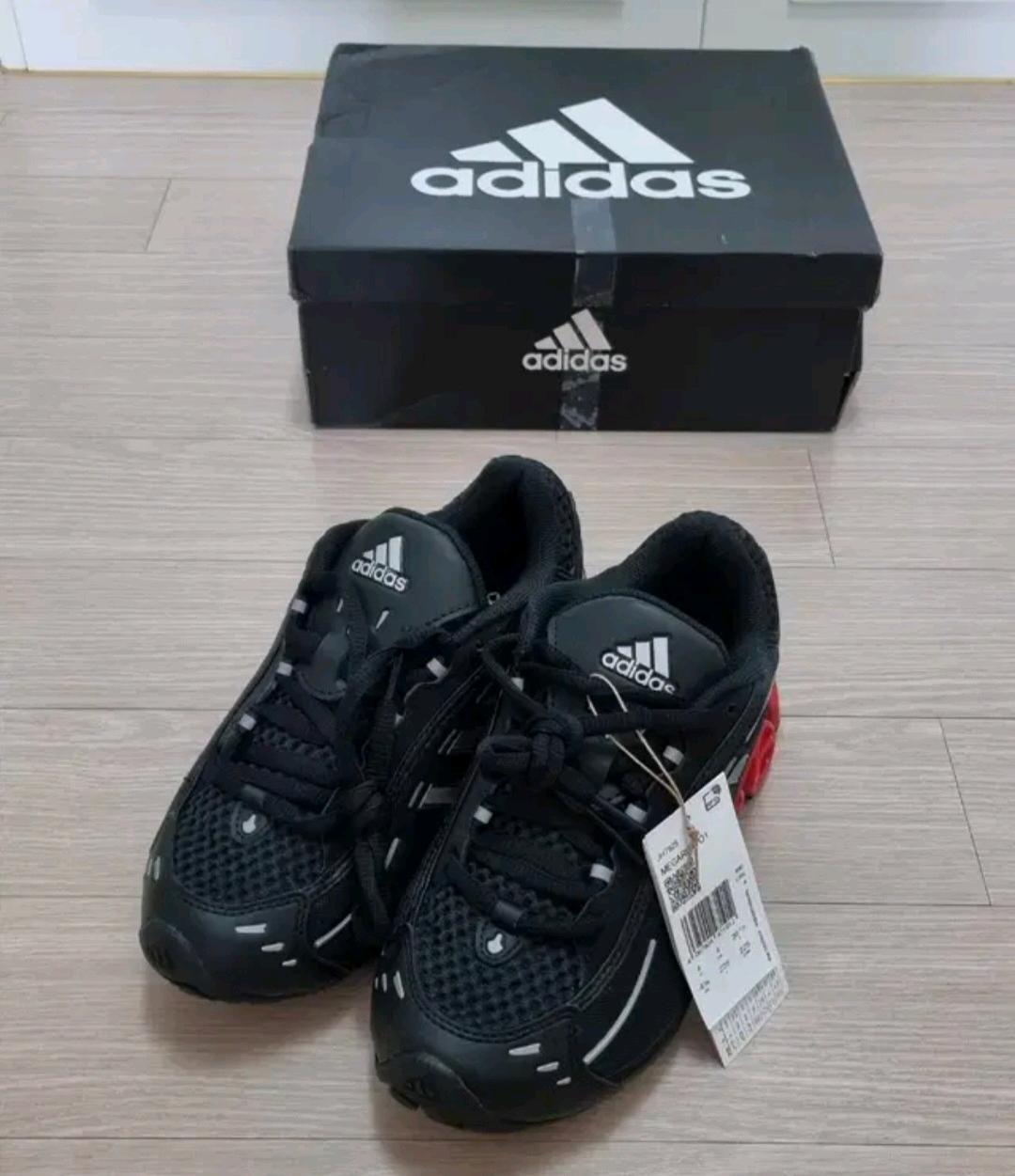 아디다스 메가라이드 O1  JH7925 - 225 3