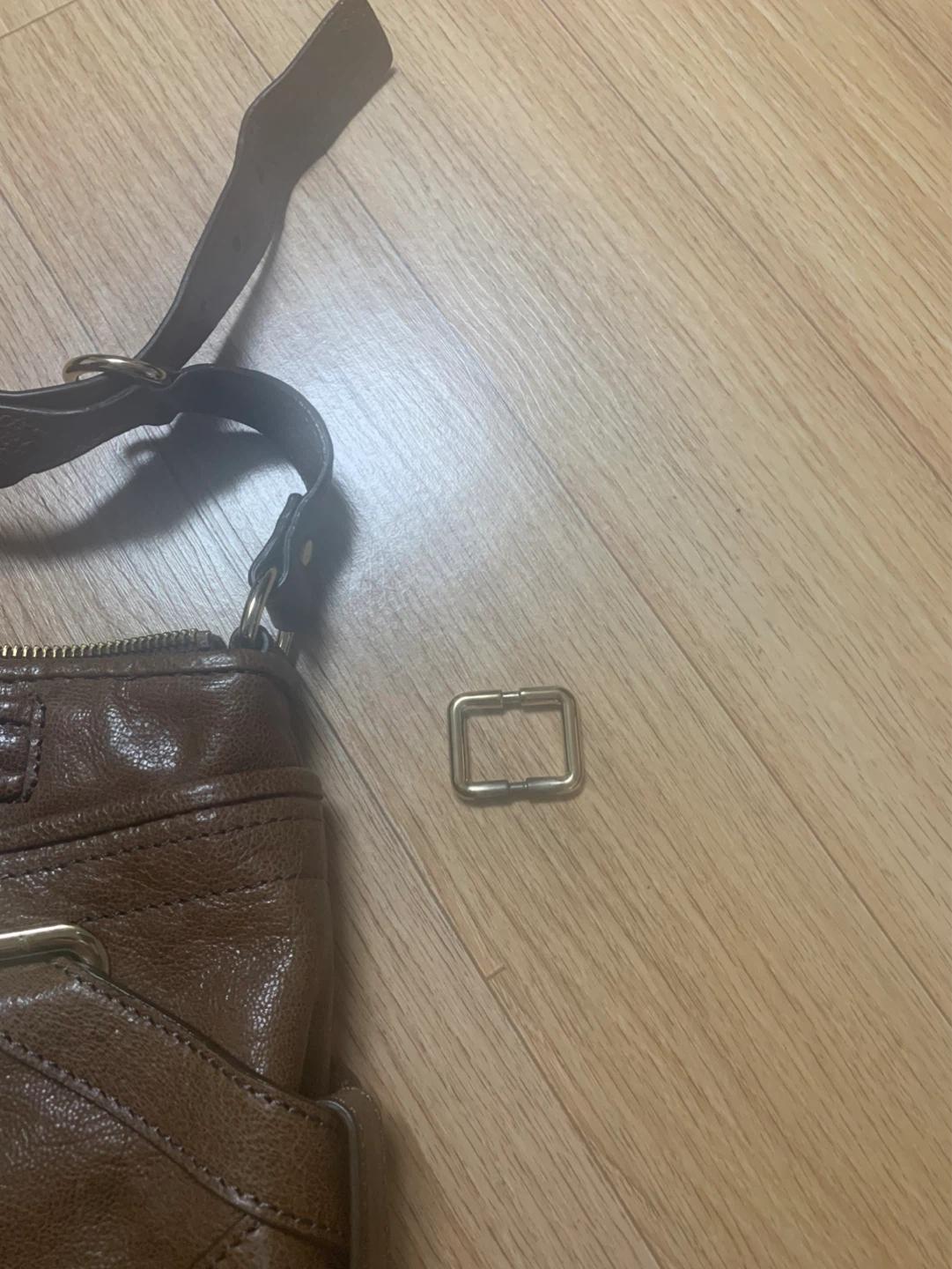 큐바 브라운 가죽 숄더백 5