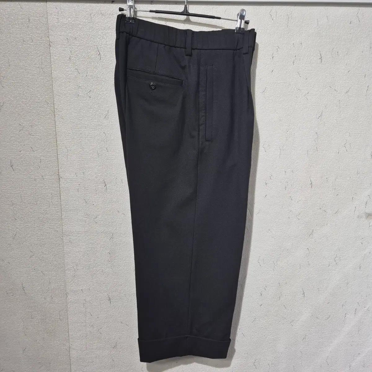 타임 옴므 24ss 블랙 슬랙스 밴딩 바지 2