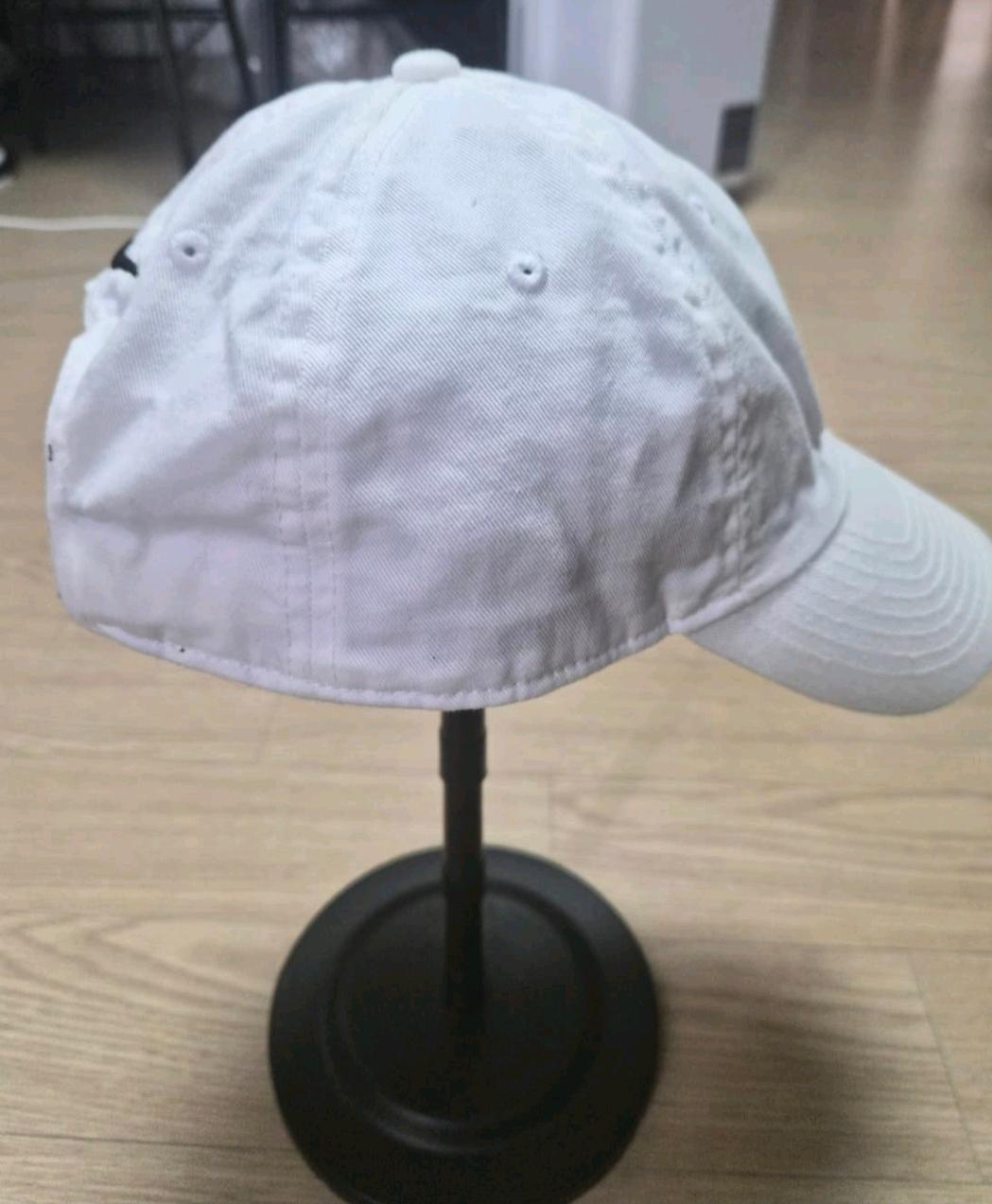 나이키 헤리티지86 빌리 아일리시 컬래버레이션 볼캡 3