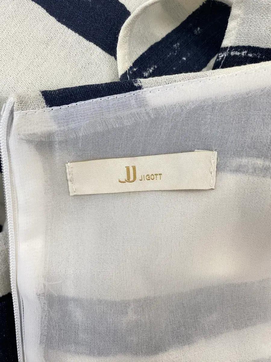 JJ지고트 스트라이프 패턴 마린 원피스 8