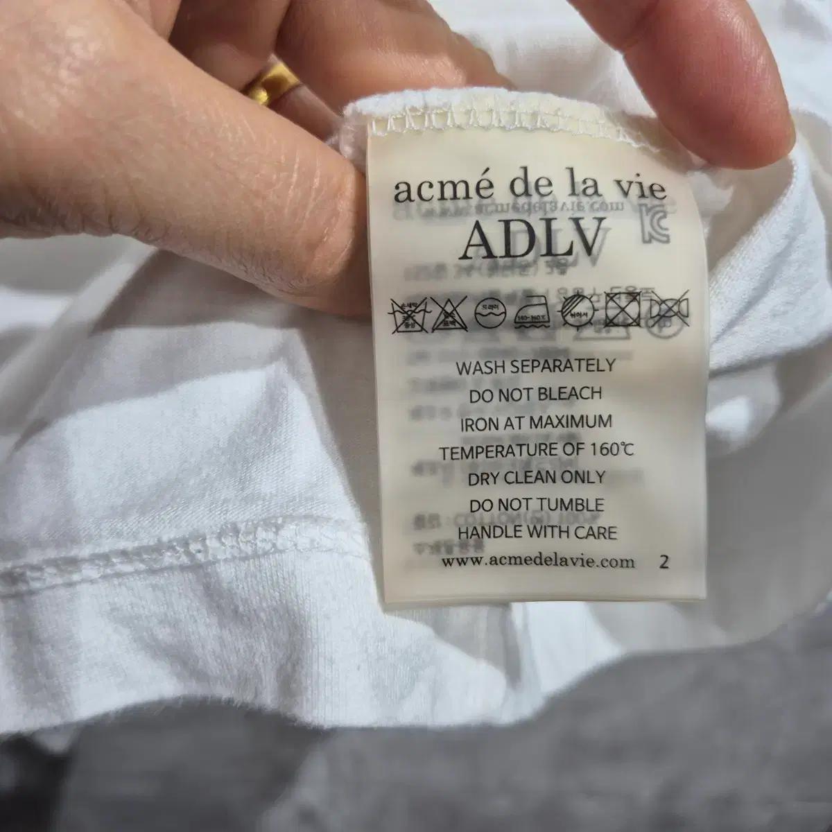 ADLV 아크메드라비 흰색 반팔티 5