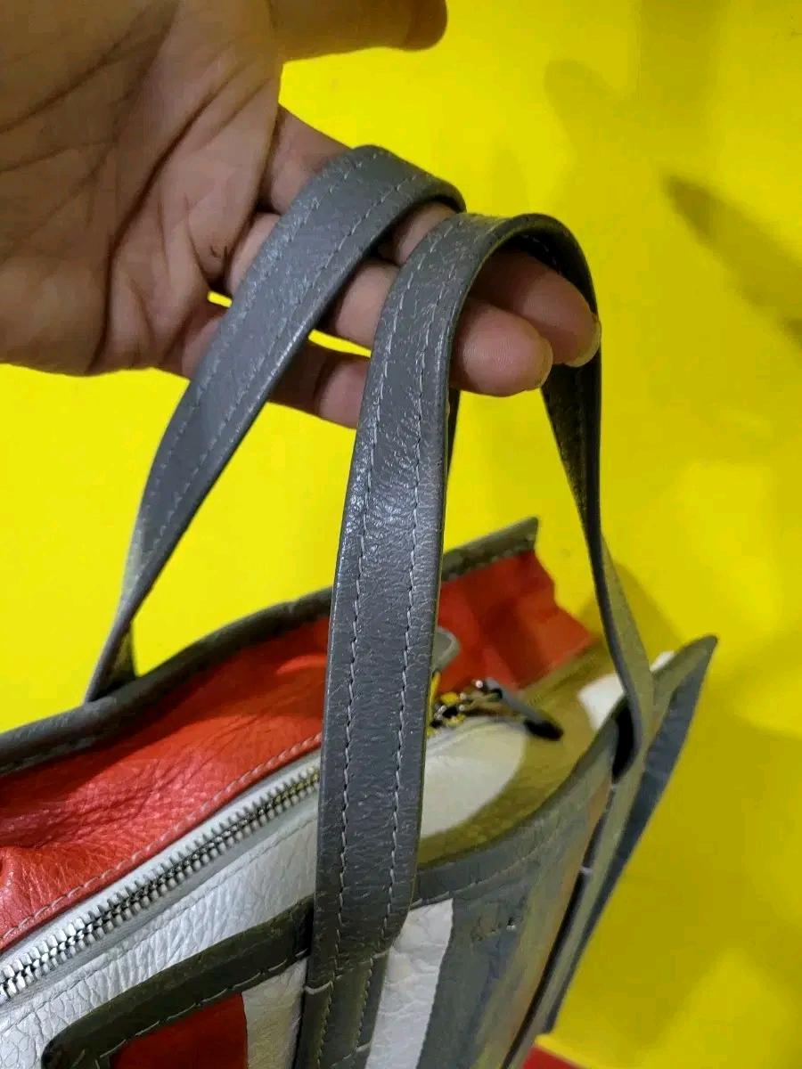 정품 발렌시아가 멀티 스트라이프 램스킨 바자백 9