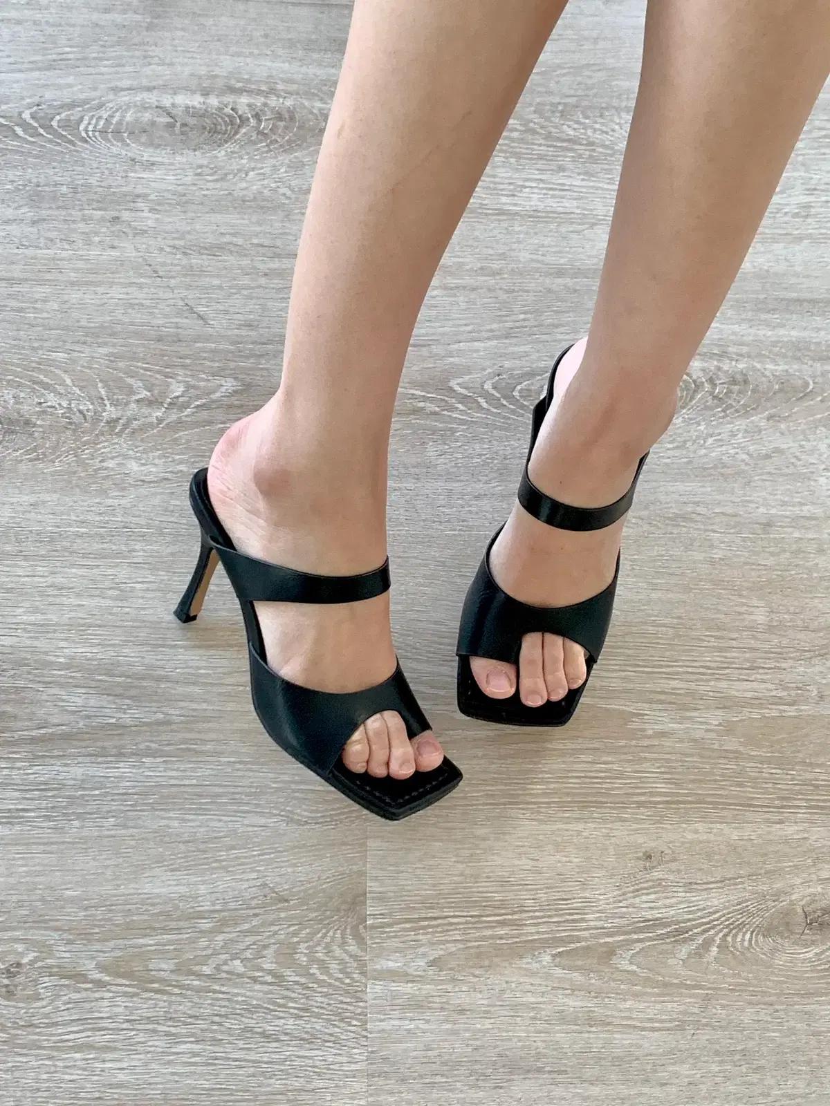 #세일 9129 엄지쪼리 8cm 스틸레토 250 베이지 9