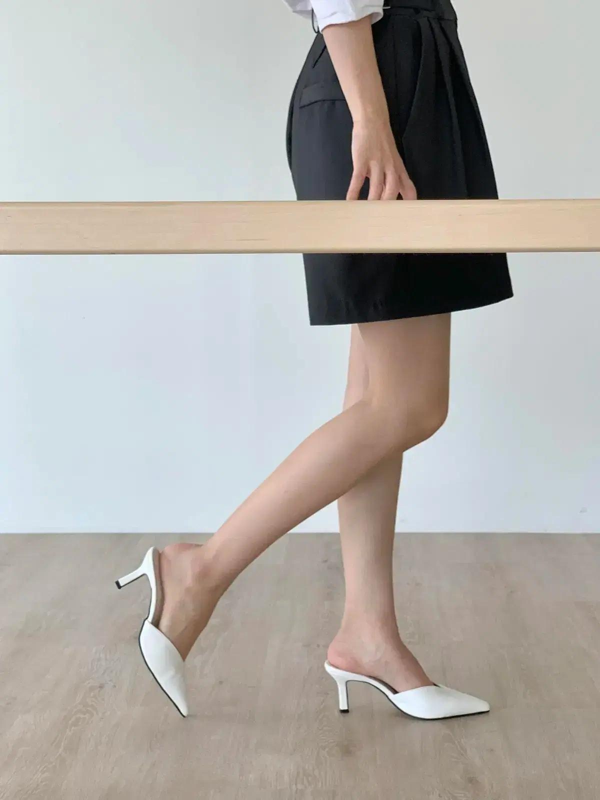 #세일 856 뾰족코 7cm 형광 스틸레토 뮬 240 그린 6