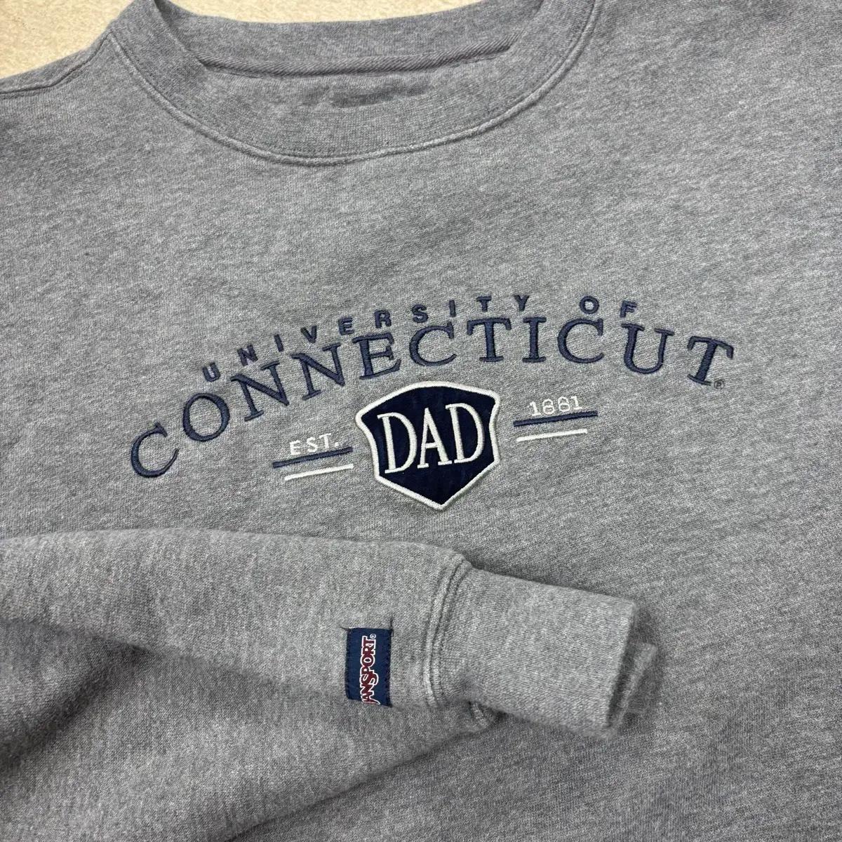잔스포츠 커넥티컷 대학교 맨투맨 3