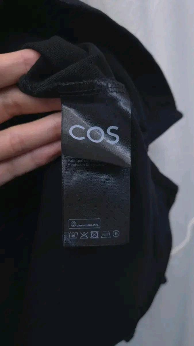 COS 긴팔 오버핏 카라티 블랙 5
