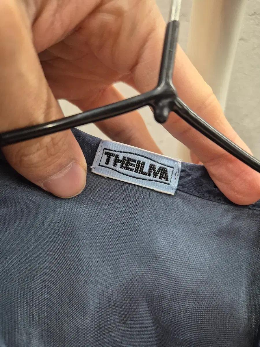 THEILMA 블루 후드 베스트 5